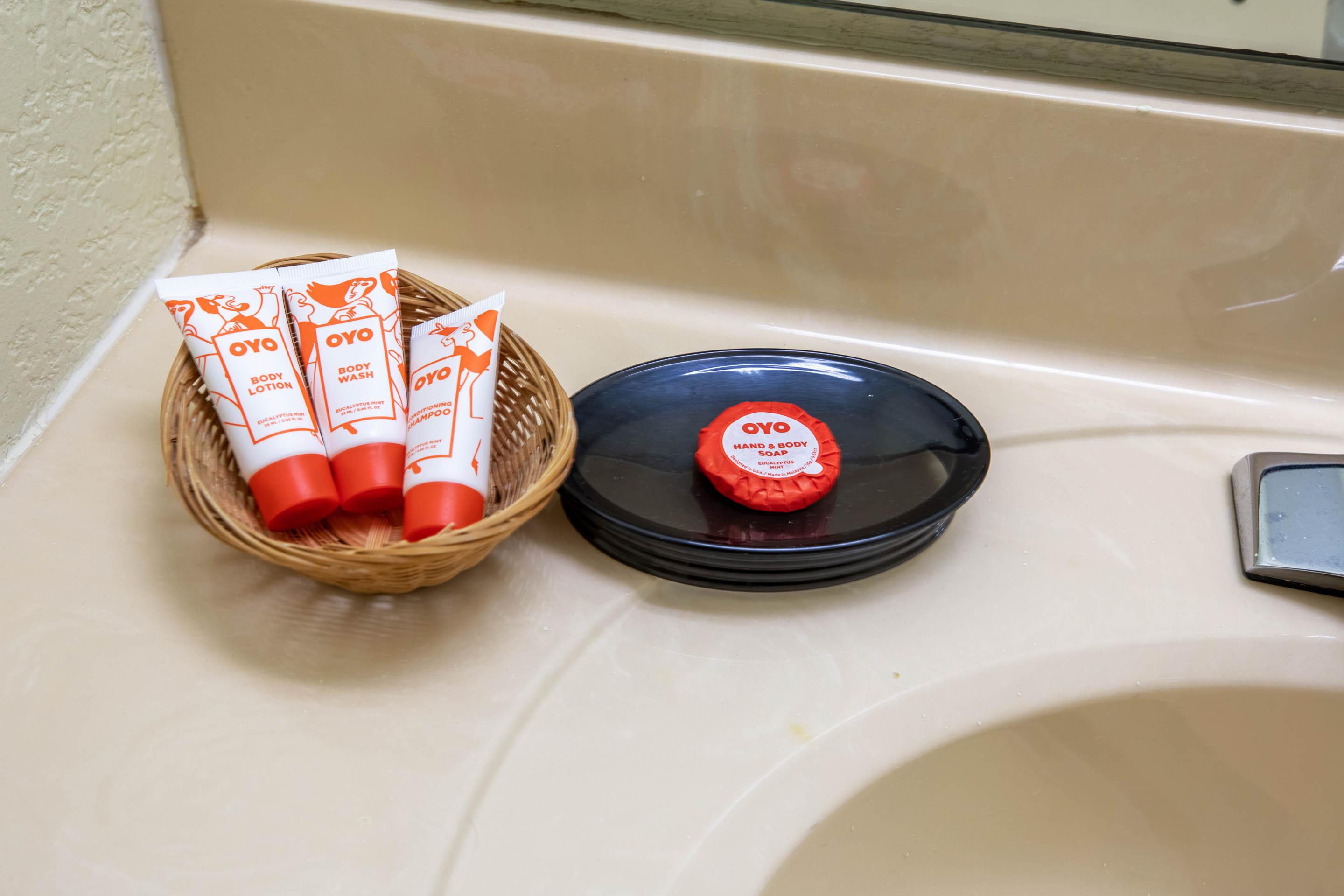 Oyo Hotel Chesaning Route 52 & Hwy 57 Εξωτερικό φωτογραφία