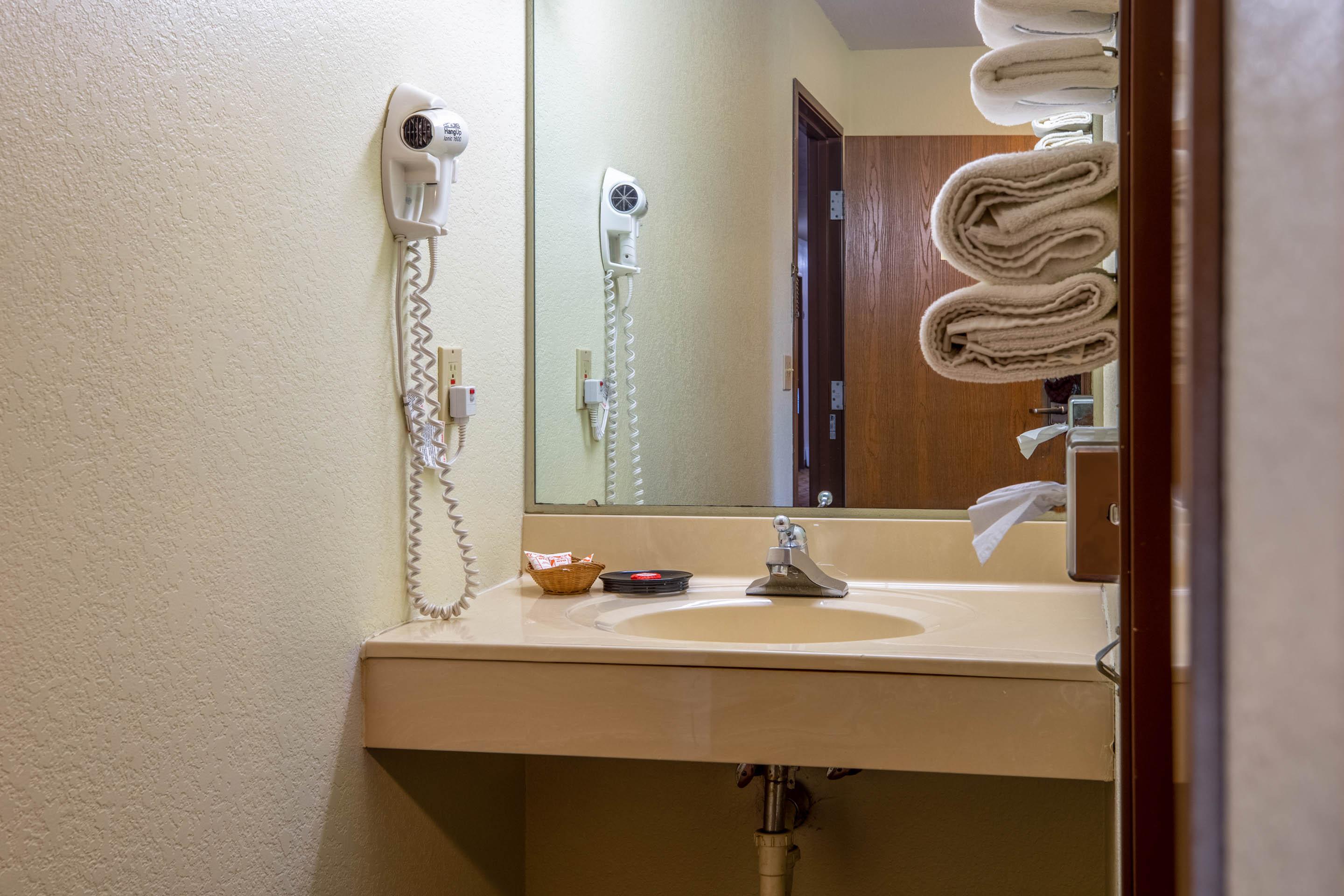 Oyo Hotel Chesaning Route 52 & Hwy 57 Εξωτερικό φωτογραφία