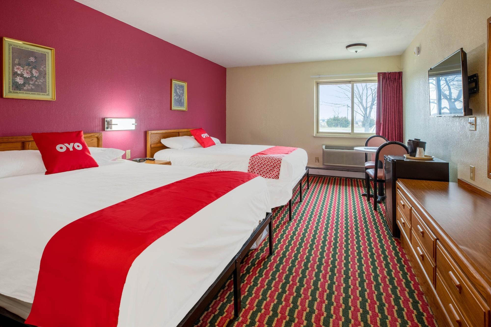 Oyo Hotel Chesaning Route 52 & Hwy 57 Εξωτερικό φωτογραφία