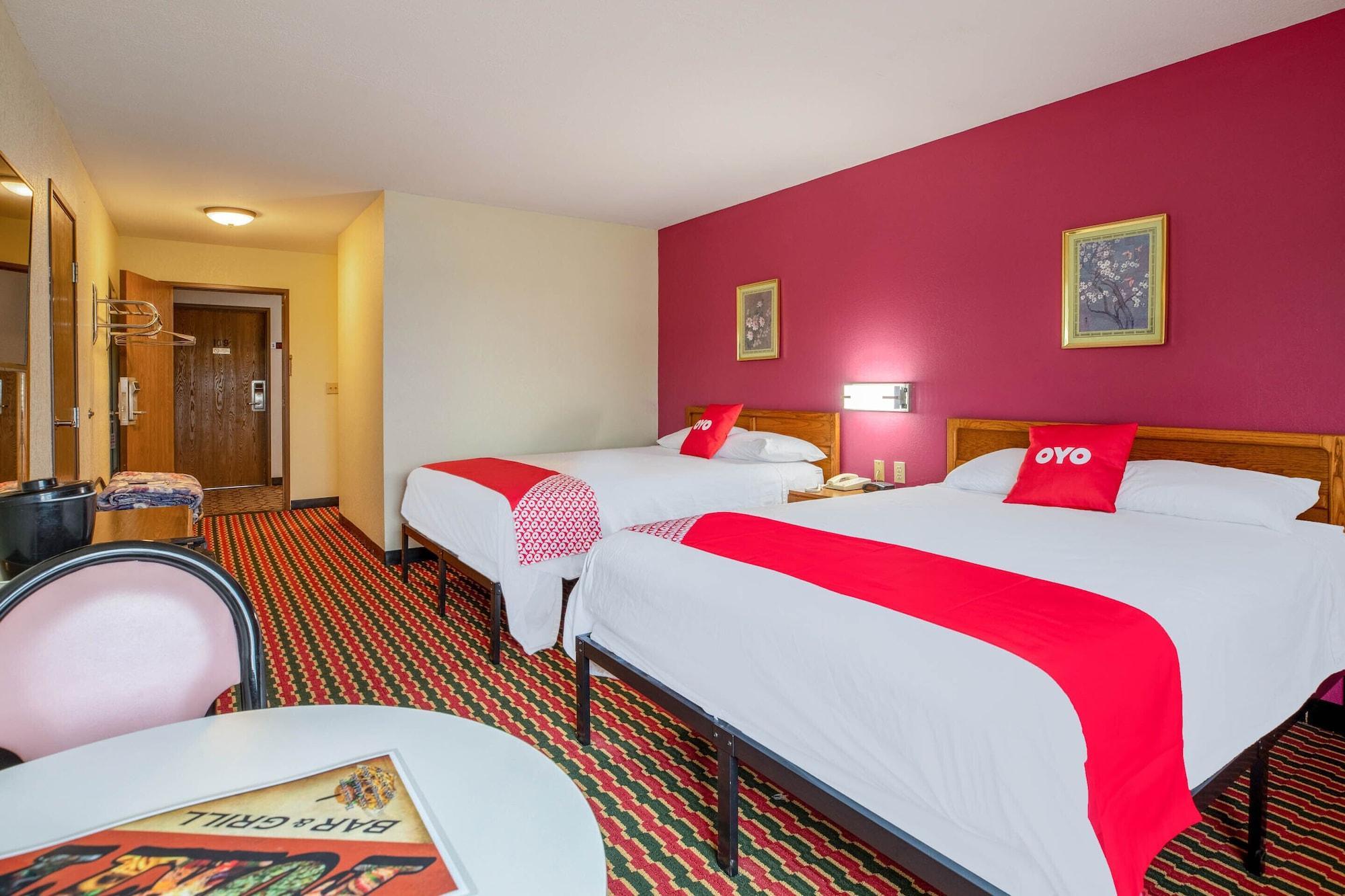 Oyo Hotel Chesaning Route 52 & Hwy 57 Εξωτερικό φωτογραφία