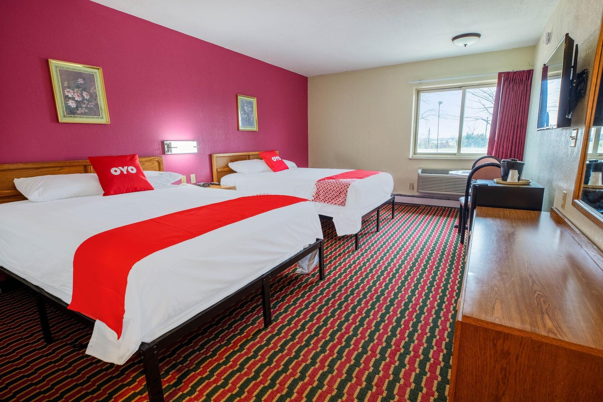 Oyo Hotel Chesaning Route 52 & Hwy 57 Εξωτερικό φωτογραφία